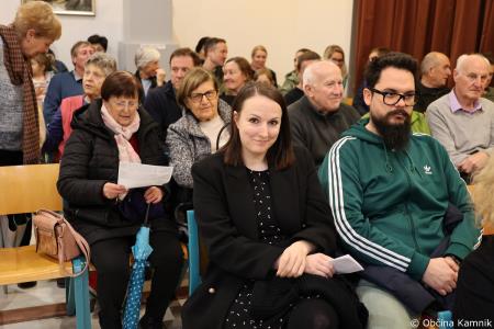 Kamničan Samo Trtnik predstavil svoj prvenec z naslovom Nepovezani (3)